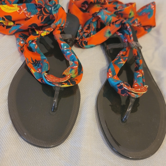 Woman scarf flat sandals. New size 9 - Picture 5 of 5